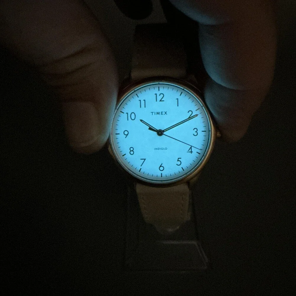 Timex Indiglo Easy Reader Womens Watch 32mm Leather TW2T72400 New Battery